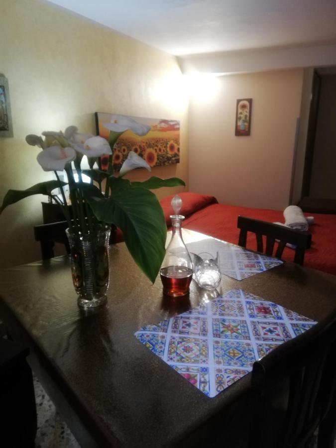 Ferienwohnung Monolocale La Chicca Castellammare del Golfo Exterior foto